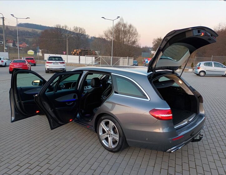 Mercedes-Benz Třídy E Kombi 3,0 l 190 kw