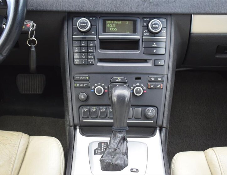 Volvo XC90 SUV / Terénní 2,4 l 136 kw