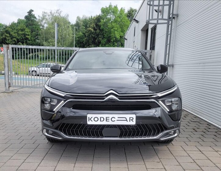 Citroën C5 X Kombi 1,6 l 165 kw