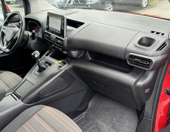 Opel Combo MPV 1,2 l 81 kw