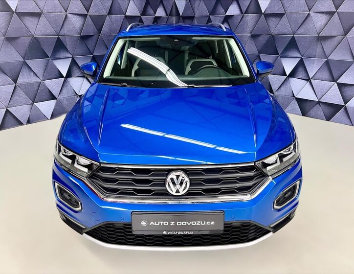 Volkswagen T-Roc 3