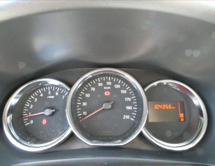 Dacia Sandero 32
