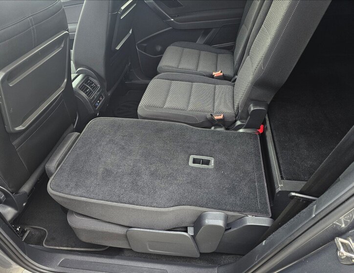 Volkswagen Touran Kombi 2,0 l 110 kw