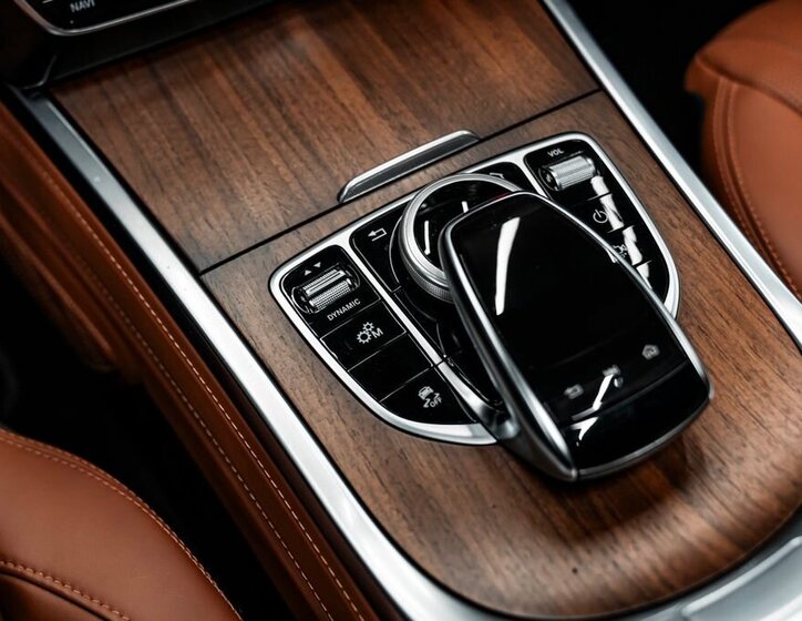 Mercedes-Benz Třídy G 14