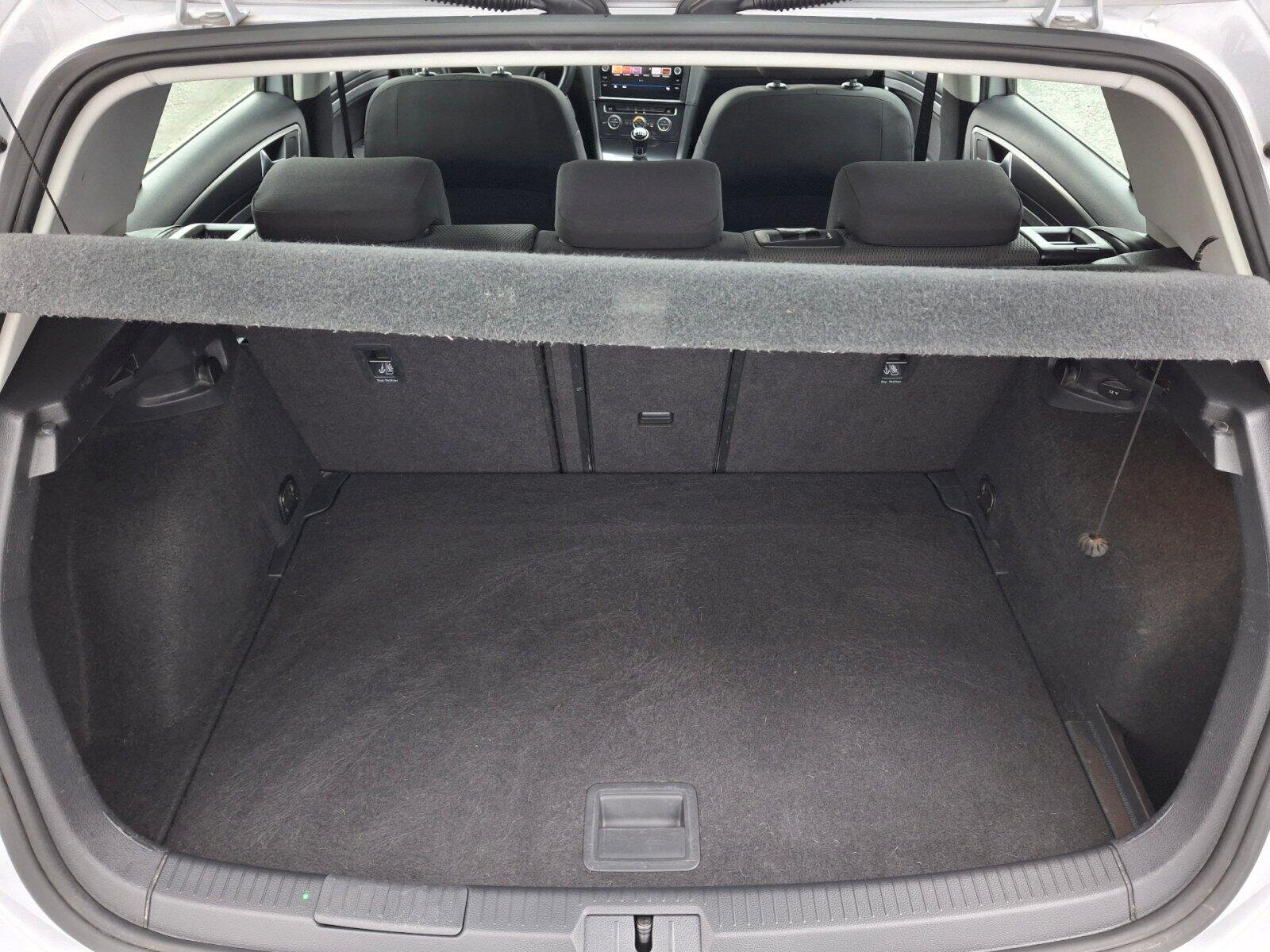 Volkswagen Golf Hatchback 1,5 l 96 kw