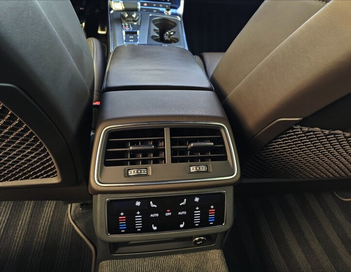 Audi A6 Allroad Kombi 3,0 l 250 kw