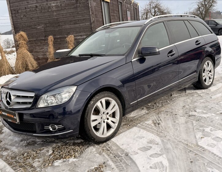 Mercedes-Benz Třídy C Kombi 2,1 l 125 kw