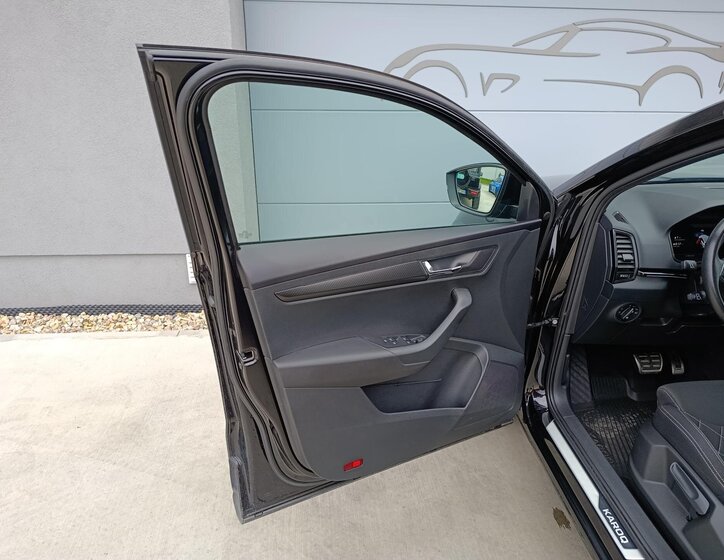 Škoda Karoq SUV / Terénní 1,5 l 110 kw