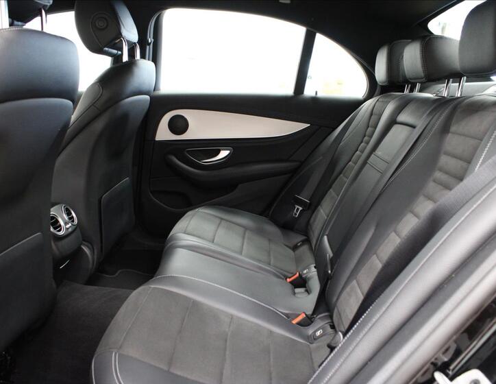 Mercedes-Benz Třídy E 14