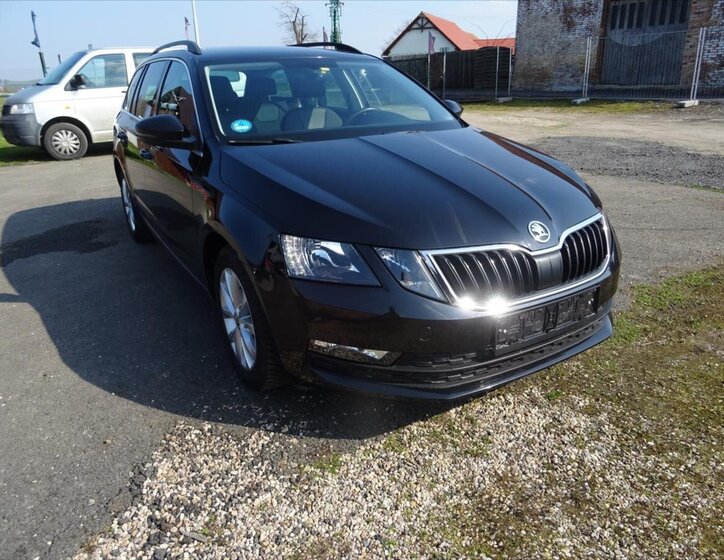 Škoda Octavia Kombi 999,0 85 kw
