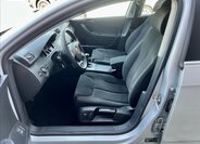 Volkswagen Passat Sedan / Limuzína 2,0 l 110 kw