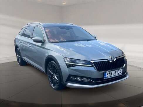 Škoda Superb Kombi 2,0 l 206 kw