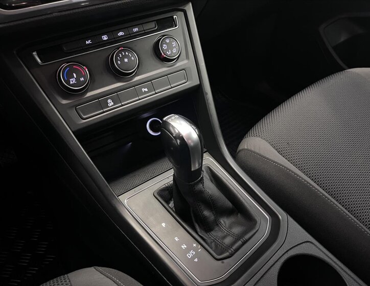 Volkswagen Touran 10