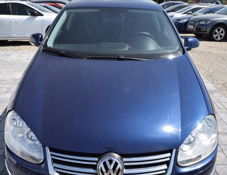 Volkswagen Jetta Sedan / Limuzína 1,9 l 77 kw