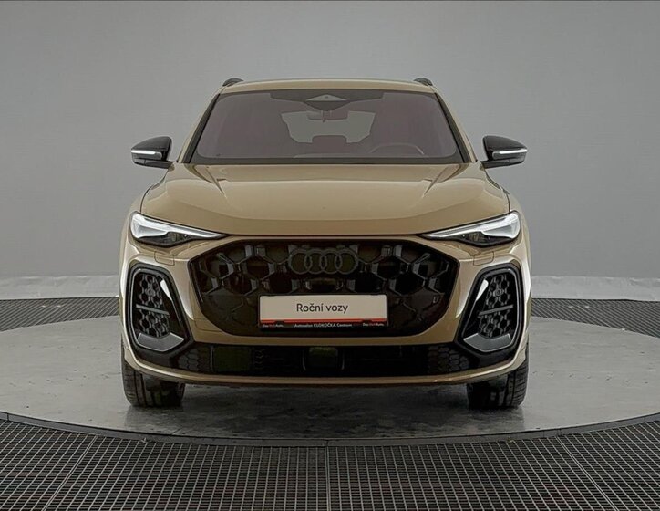 Audi Q5 SUV / Terénní 2,0 l 150 kw