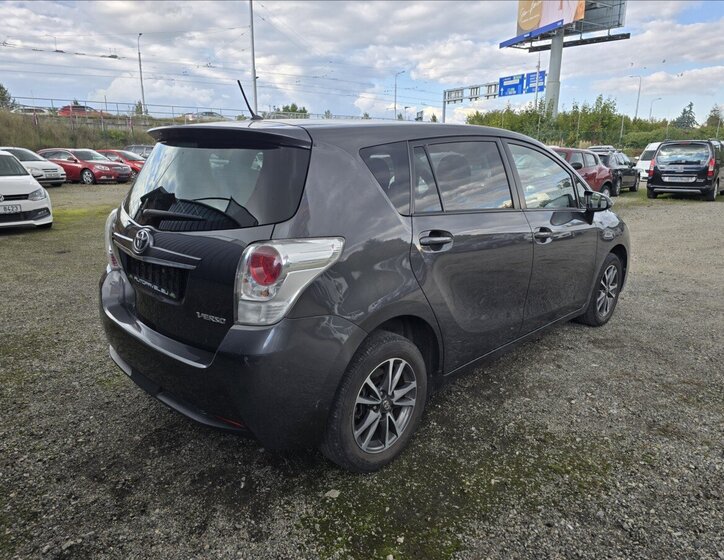 Toyota Verso MPV 1,6 l 97 kw