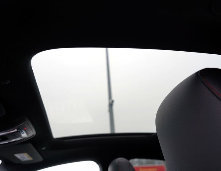 Mercedes-Benz CLA Sedan 2,0 l 340 kw