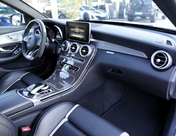 Mercedes-Benz Třídy C 25