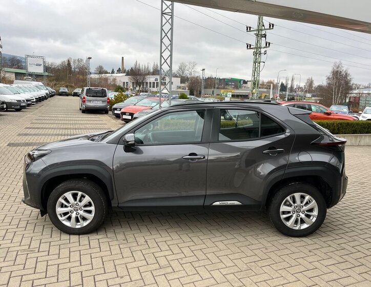 Toyota Yaris Cross 3