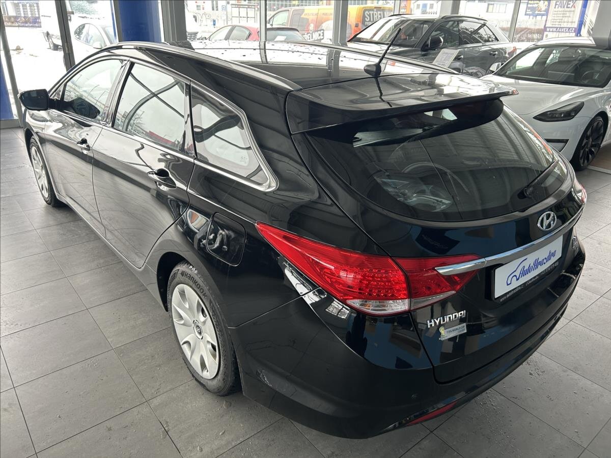 Hyundai i40 Kombi 1,6 l 99 kw