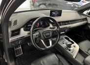 Audi SQ7 6