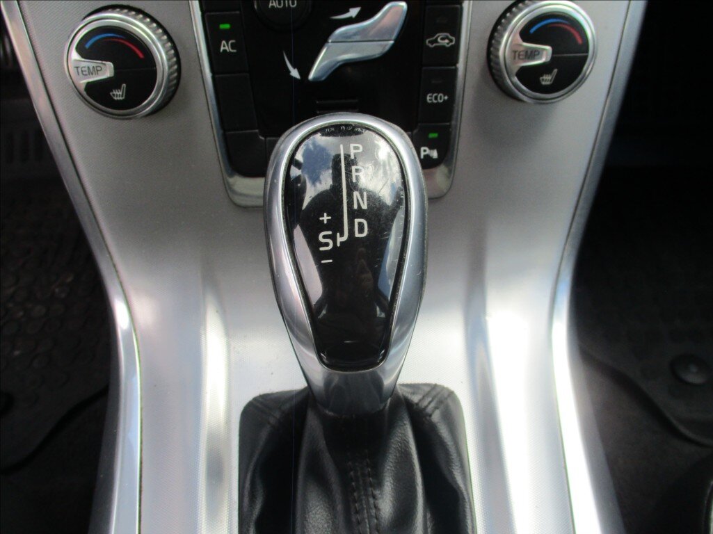 Volvo V70 Kombi 2,0 l 133 kw