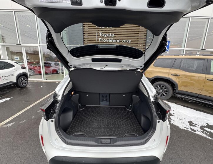 Toyota Yaris Cross SUV 1,5 l 68 kw
