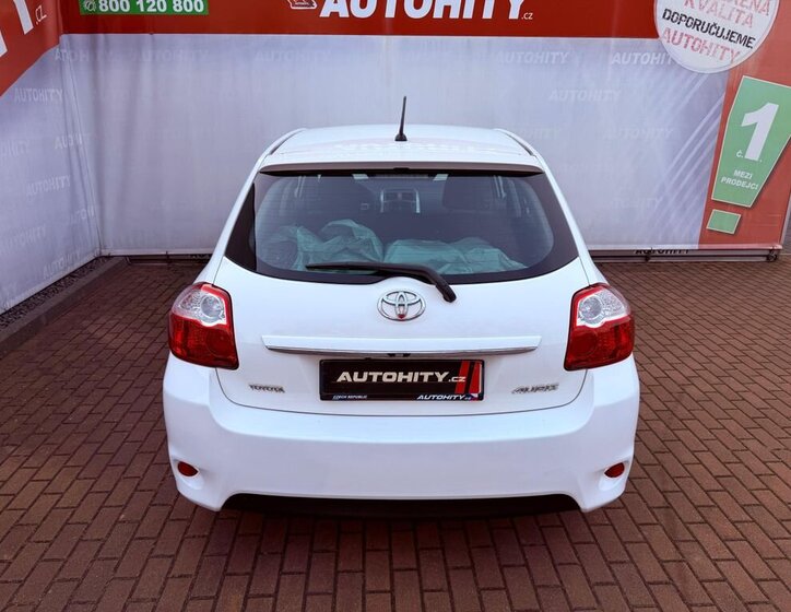 Toyota Auris Hatchback 1,6 l 97 kw