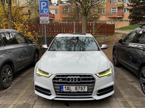 Audi S6 Sedan / Limuzína 0,0 0