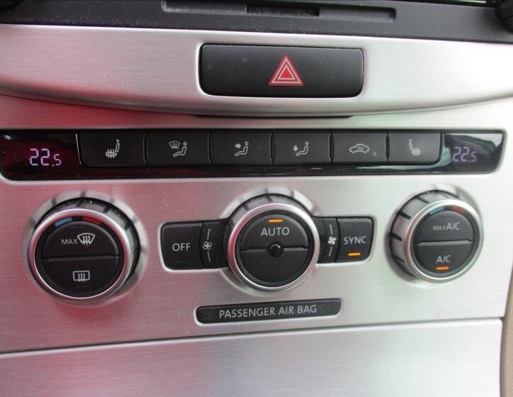 Volkswagen Passat Kombi 2,0 l 103 kw