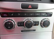 Volkswagen Passat Kombi 2,0 l 103 kw