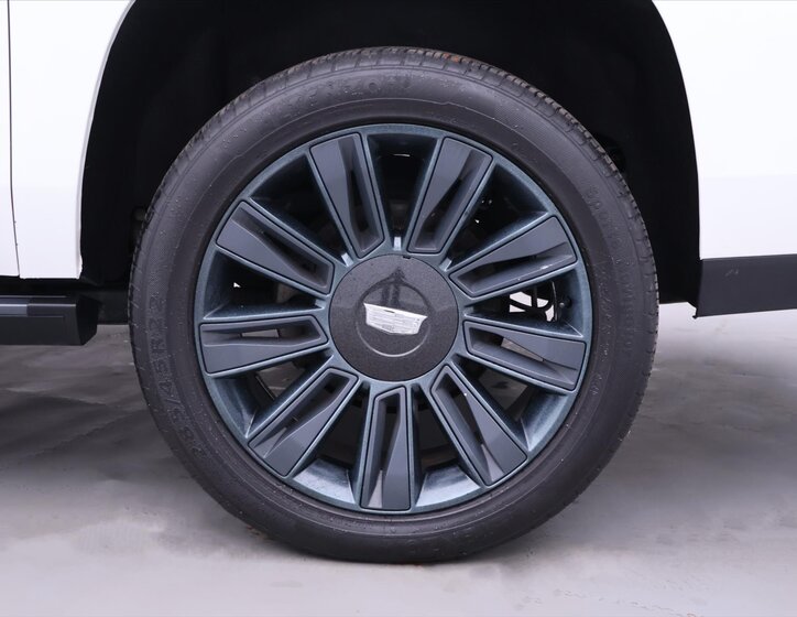 Cadillac Escalade SUV / Terénní 6,2 l 313 kw