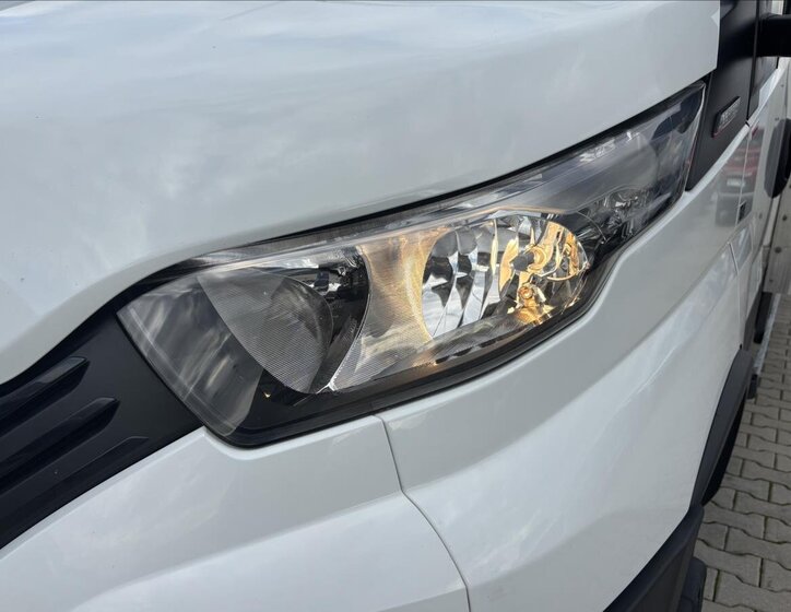 Iveco Daily Skříň 3,0 l 118 kw