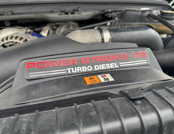 Ford Excursion SUV / Terénní 6,0 l 239 kw