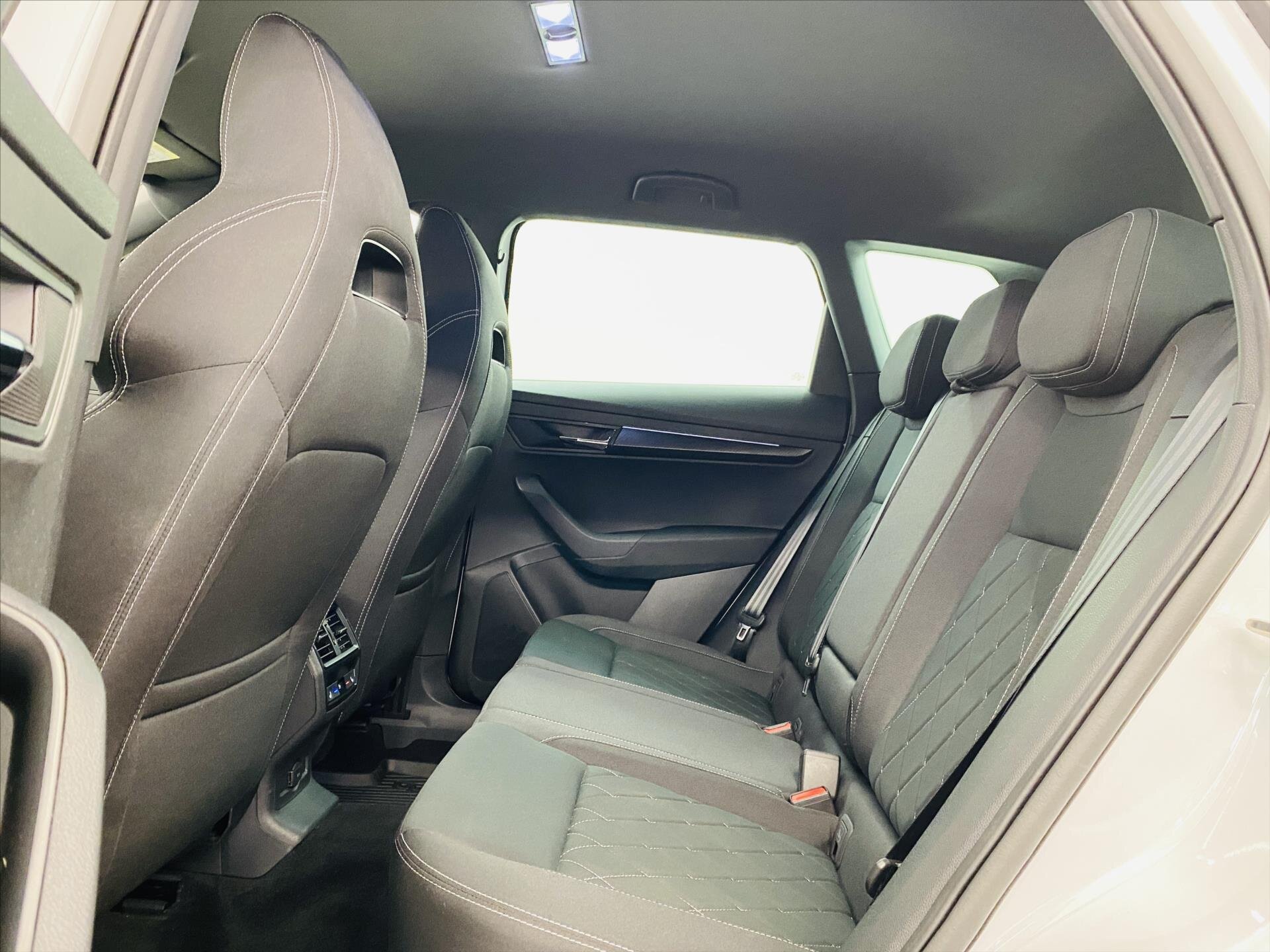 Škoda Karoq SUV / Terénní 1,5 l 110 kw