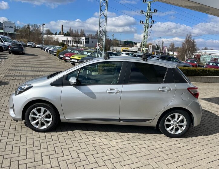 Toyota Yaris Hatchback 1,5 l 82 kw