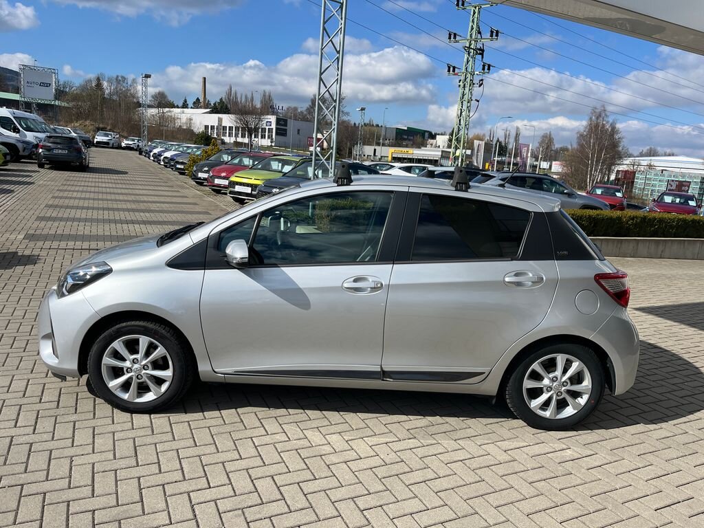 Toyota Yaris Hatchback 1,5 l 82 kw
