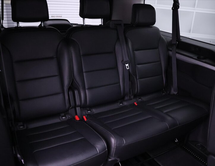 Citroën SpaceTourer MPV 2,0 l 130 kw