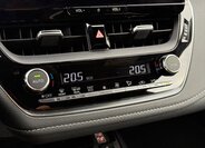 Toyota Corolla Kombi 2,0 l 112 kw