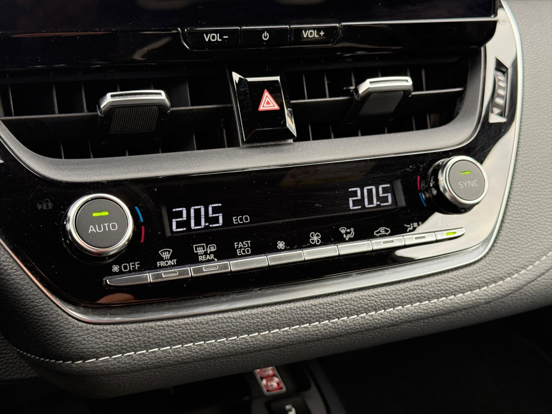 Toyota Corolla Kombi 2,0 l 112 kw