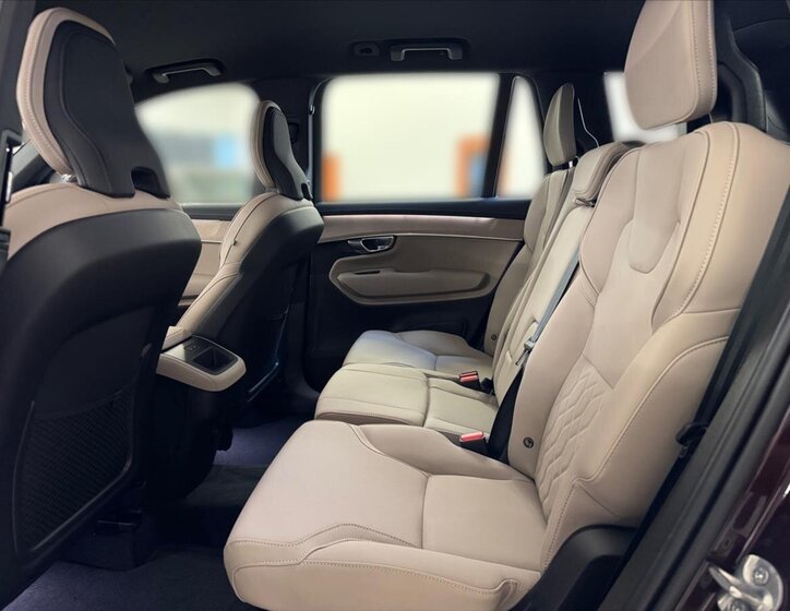 Volvo XC90 SUV 2,0 l 184 kw