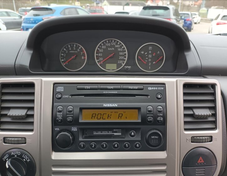 Nissan X-Trail SUV / Terénní 2,5 l 121 kw