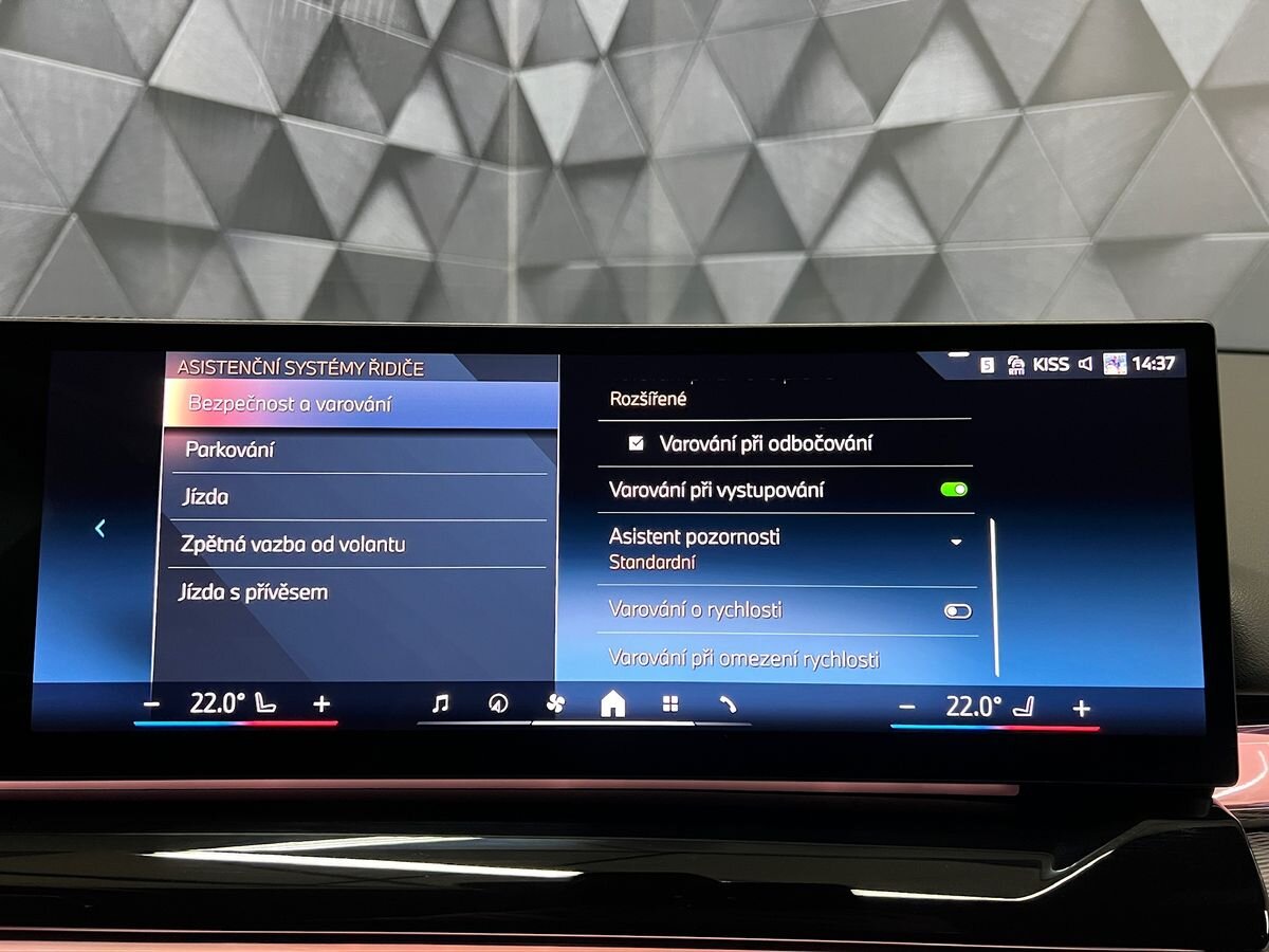 BMW Ostatní Sedan / Limuzína 0,0 290 kw