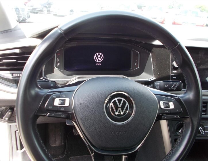 Volkswagen Polo 21