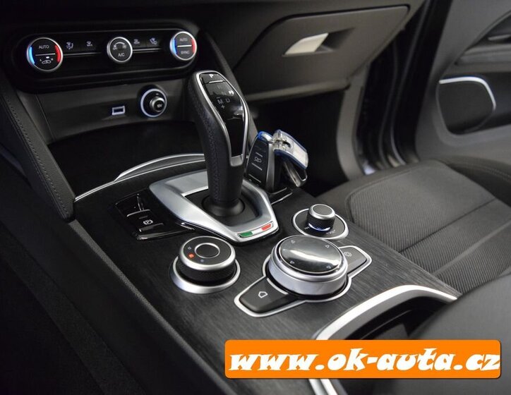 Alfa Romeo Stelvio SUV 2,1 l 140 kw