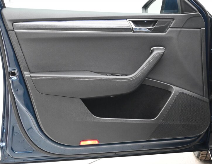 Škoda Superb Kombi 2,0 l 110 kw