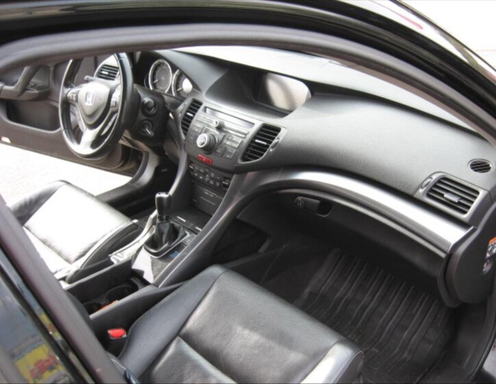 Honda Accord Kombi 2,4 l 148 kw