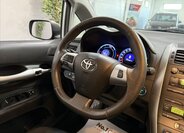 Toyota Auris Hatchback 1,8 l 73 kw