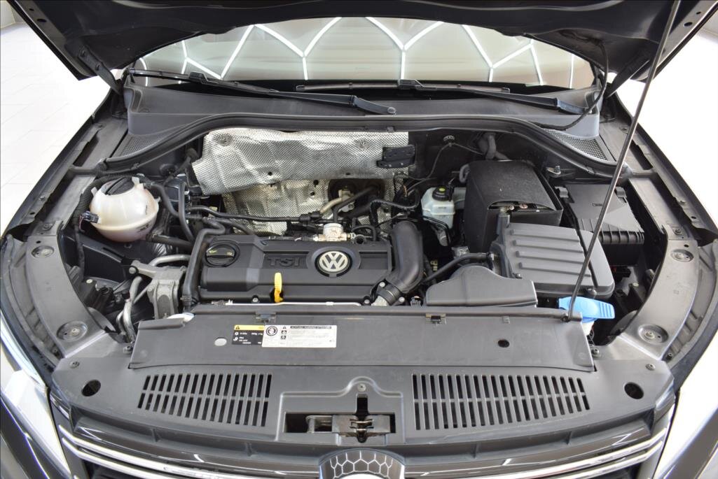 Volkswagen Tiguan SUV / Terénní 1,4 l 90 kw