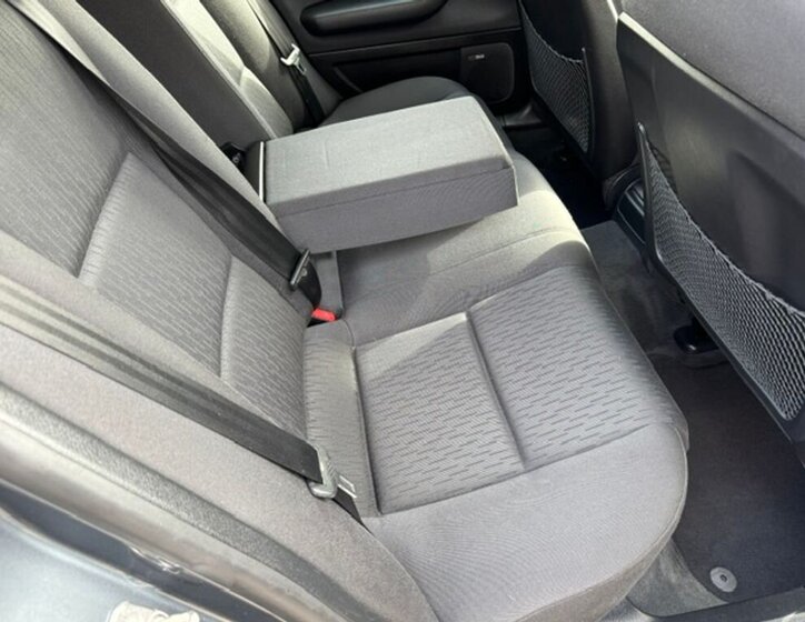Audi A4 Kombi 2,0 l 103 kw